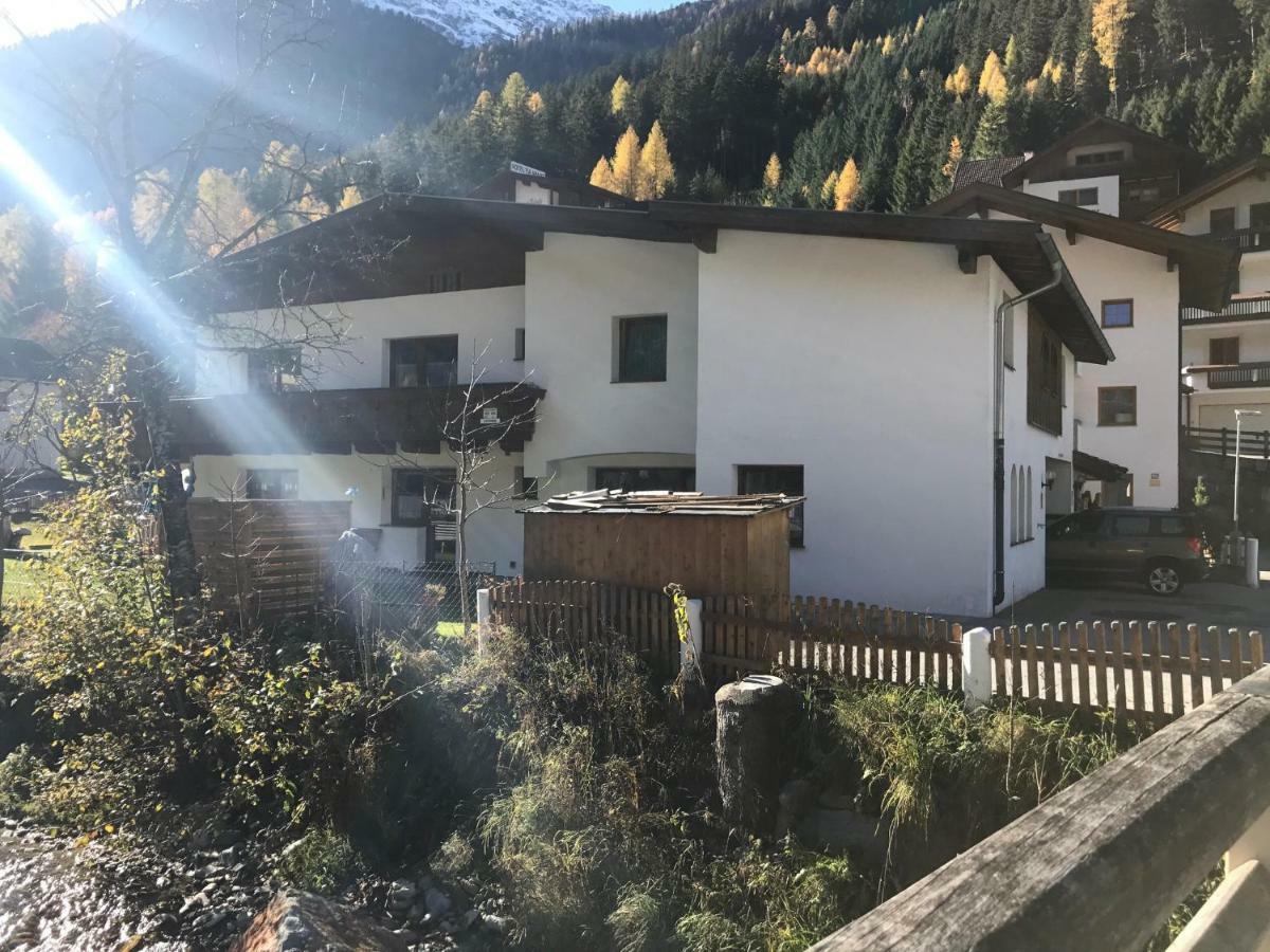 Haus Huter Apartment Kaunertal Bagian luar foto
