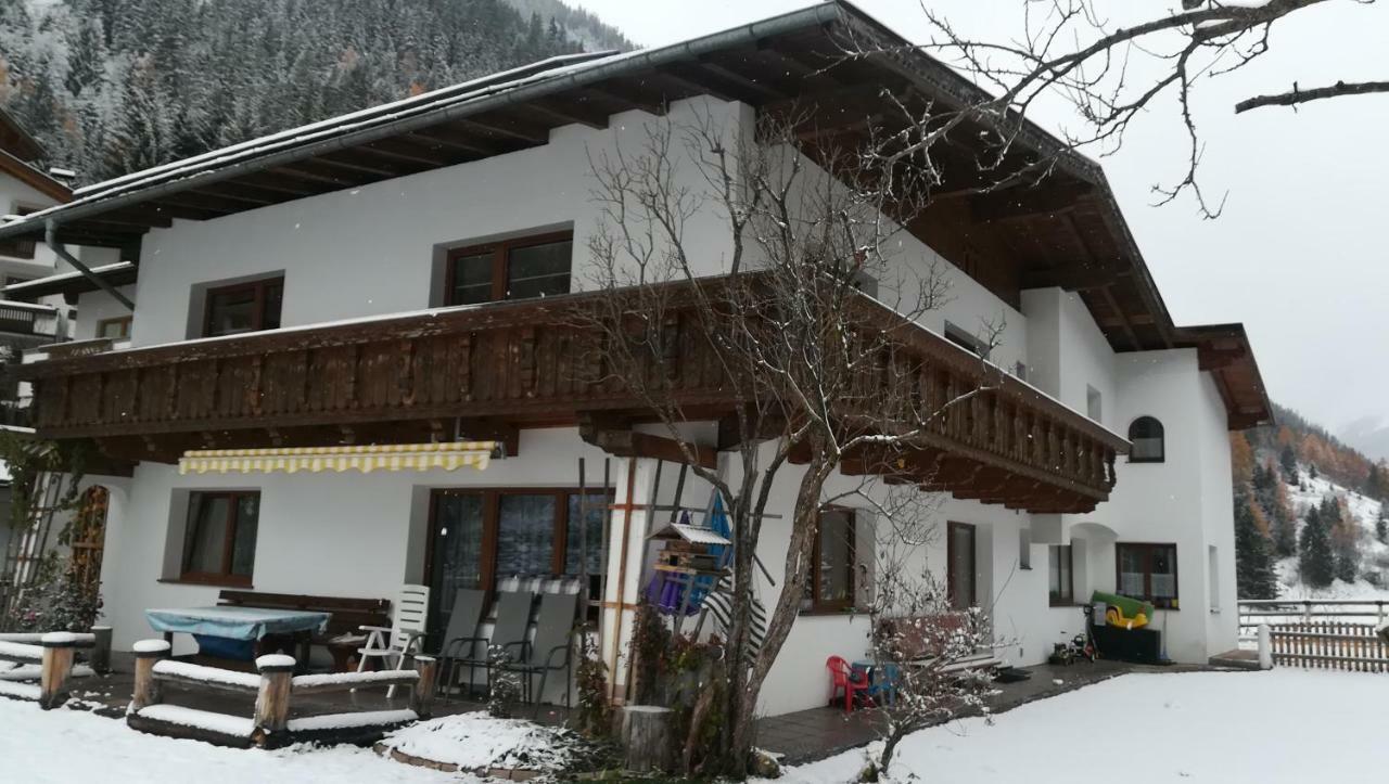 Haus Huter Apartment Kaunertal Bagian luar foto