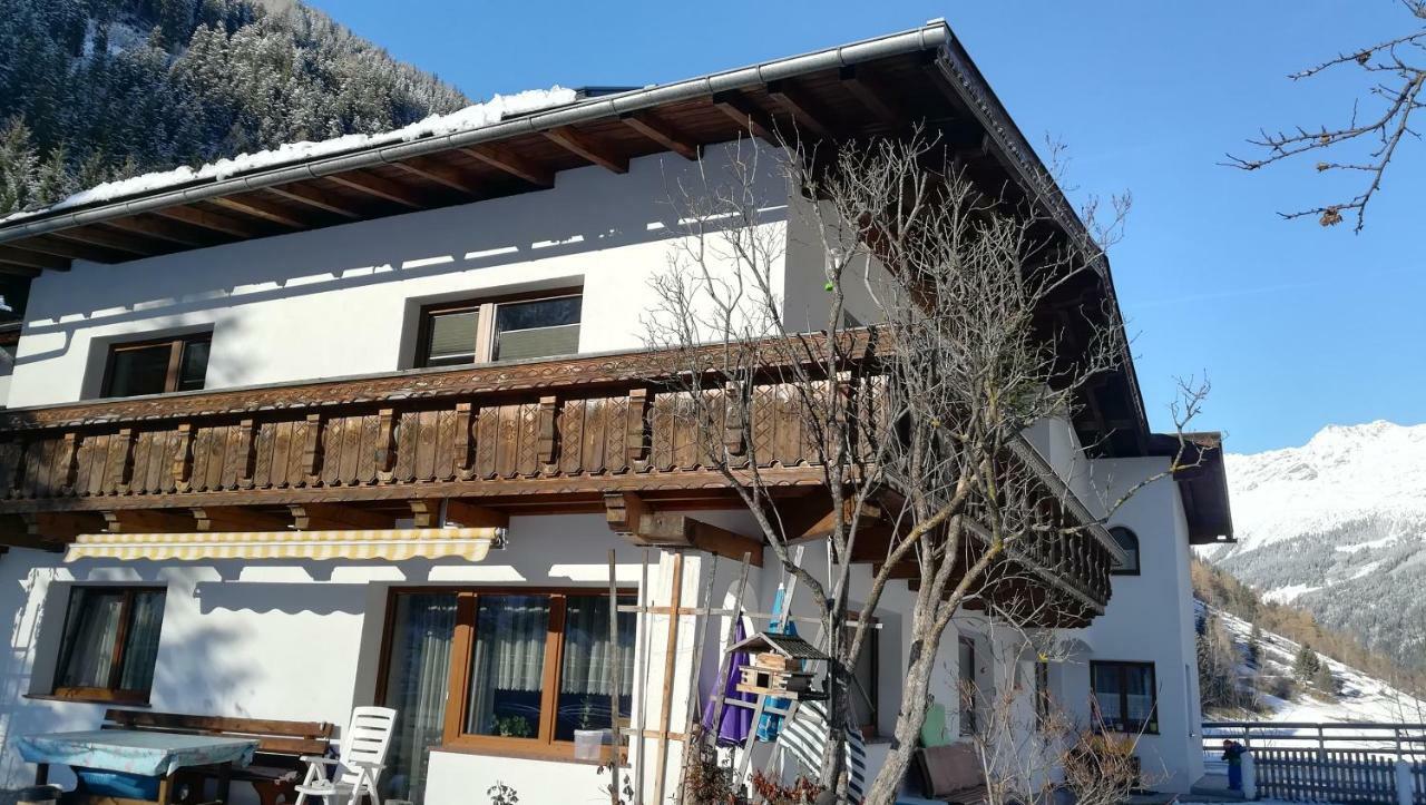 Haus Huter Apartment Kaunertal Bagian luar foto